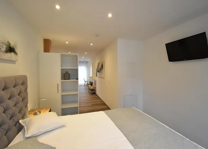 Ferienapartments * Volkach